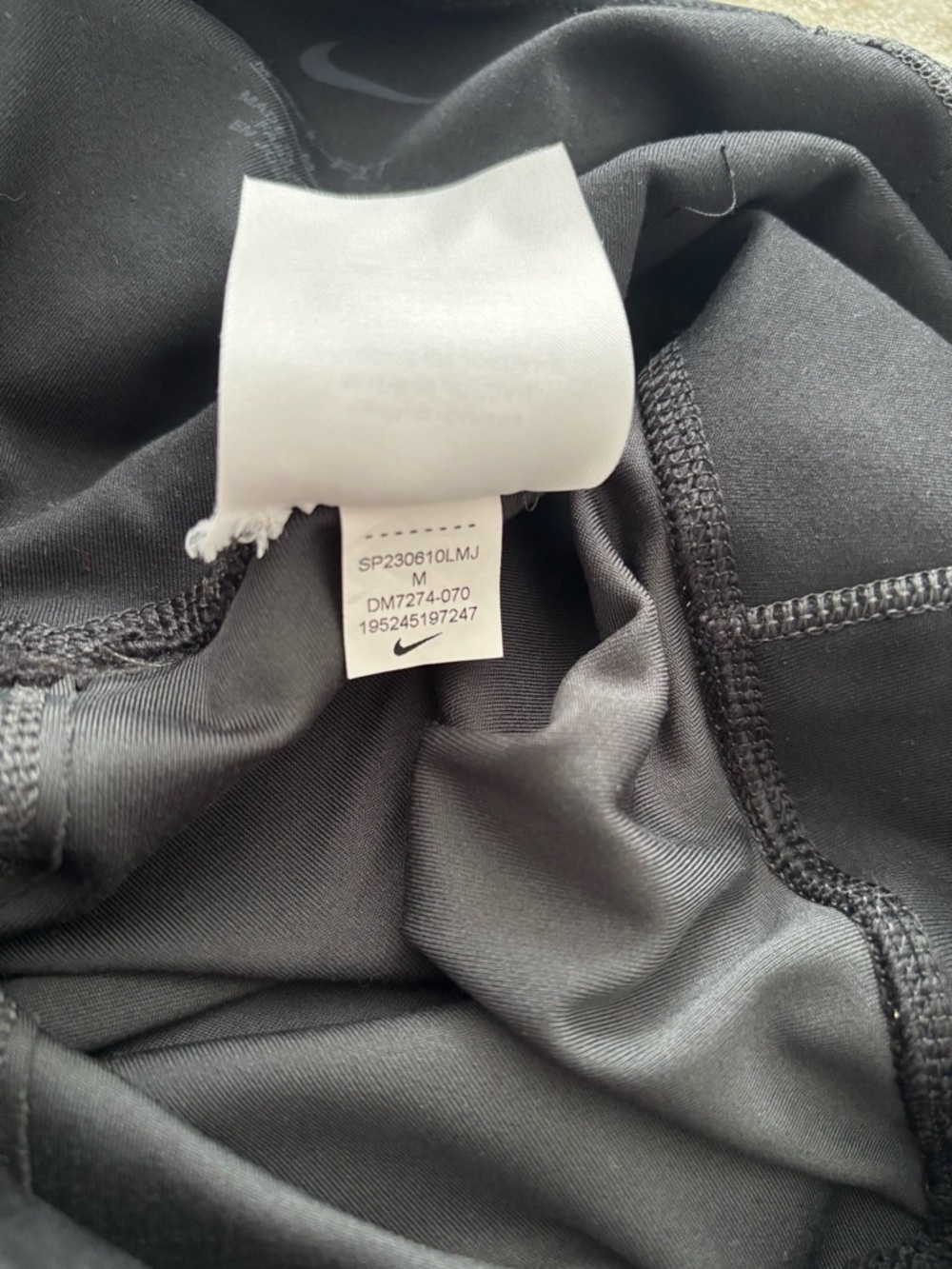 Nike Dri Fit Black & Charcoal Leopard Print Women’s Leggings Medium - Picture 5 of 7